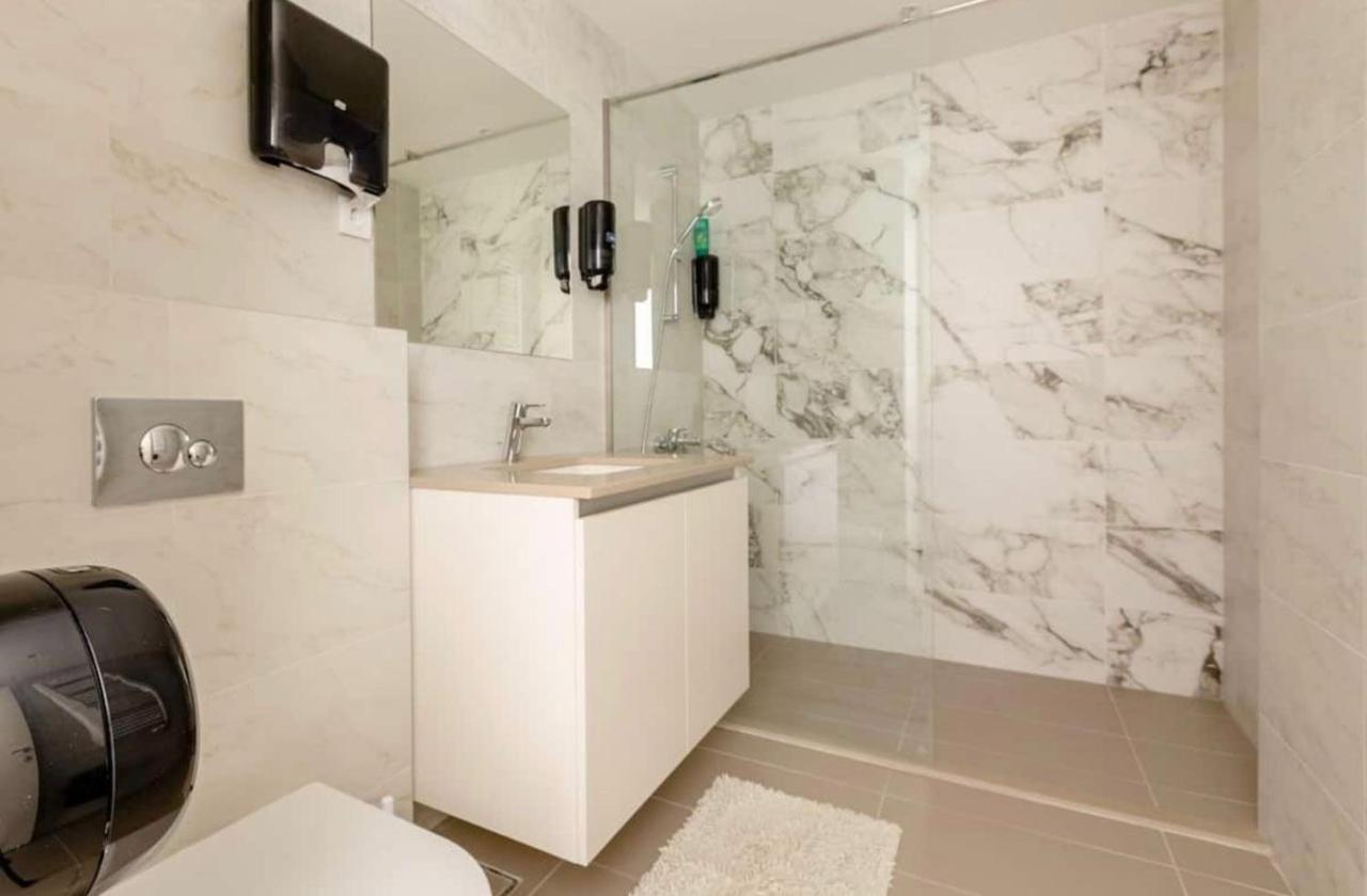 The Gates 705 Apartment Belgrade Luaran gambar