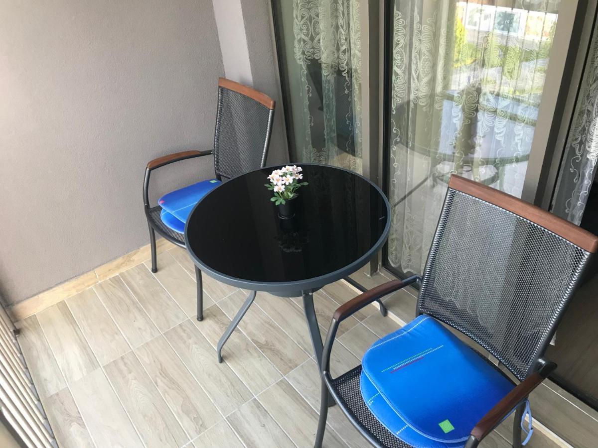 The Gates 705 Apartment Belgrade Luaran gambar
